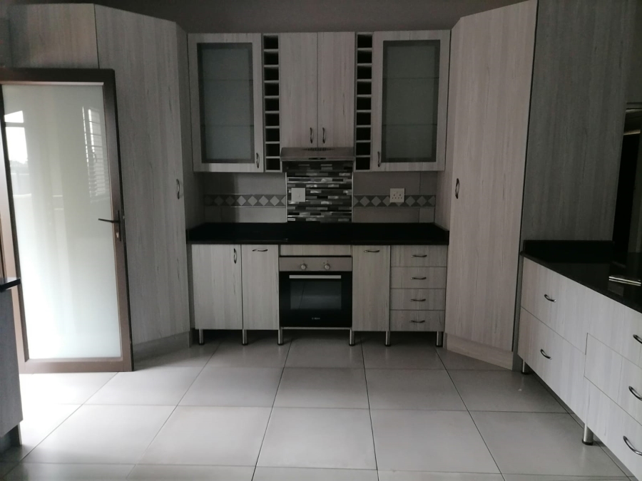 3 Bedroom Property for Sale in Geelhoutpark North West